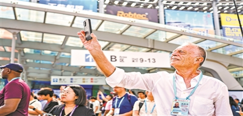 酒店满房 商圈火爆 广交会带动广州消费全链沸腾